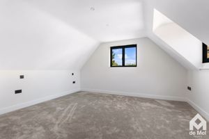 Photo 17- click for photo gallery